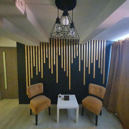 Gmg Residence トゥルゴヴィシュテ エクステリア 写真