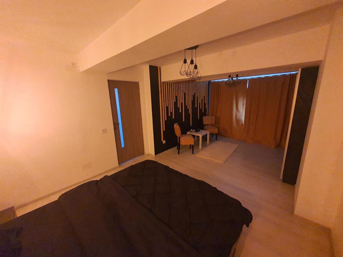 Gmg Residence トゥルゴヴィシュテ エクステリア 写真
